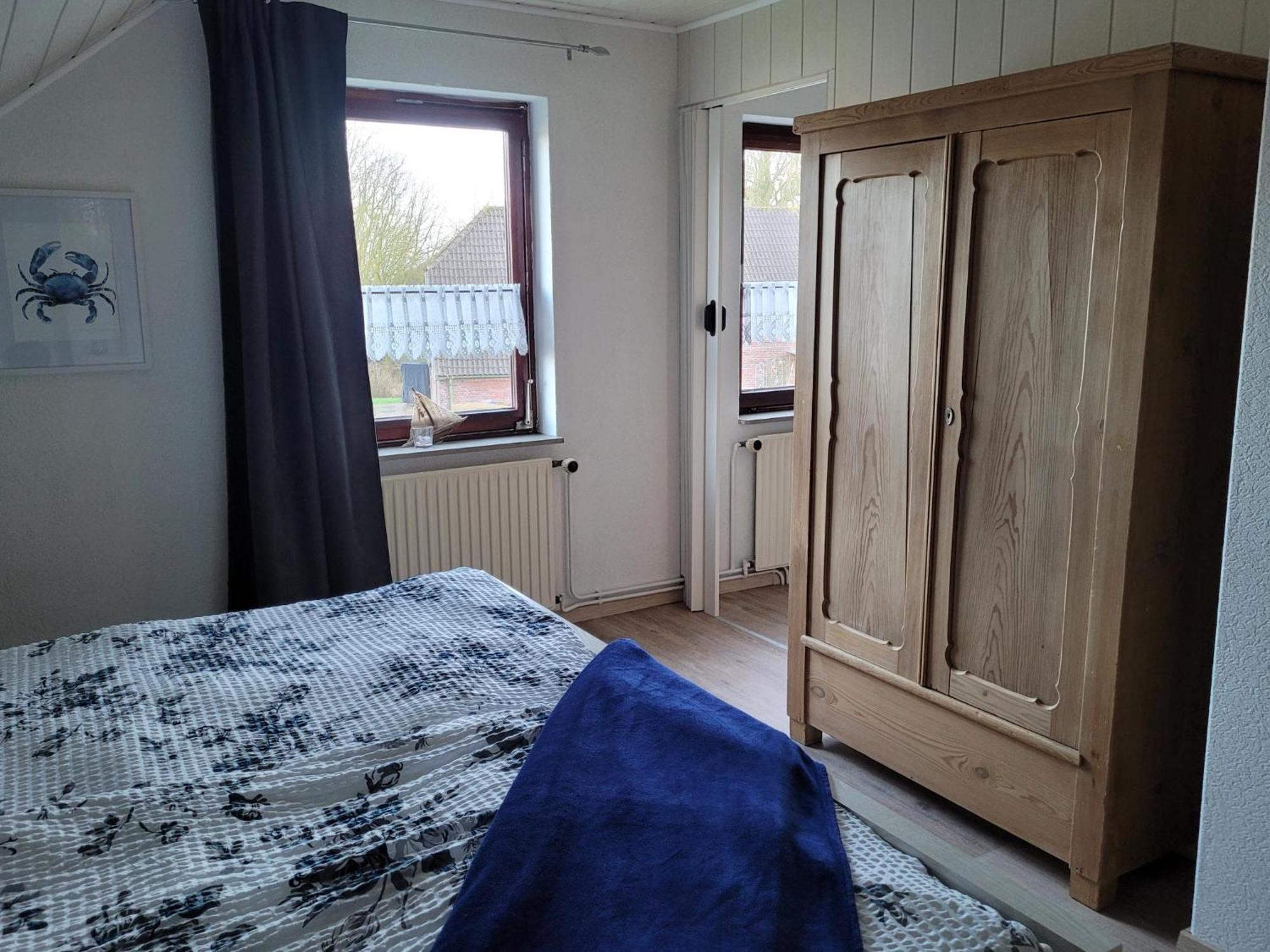 Wohnung Mit Wintergarten Витмунд Екстериор снимка