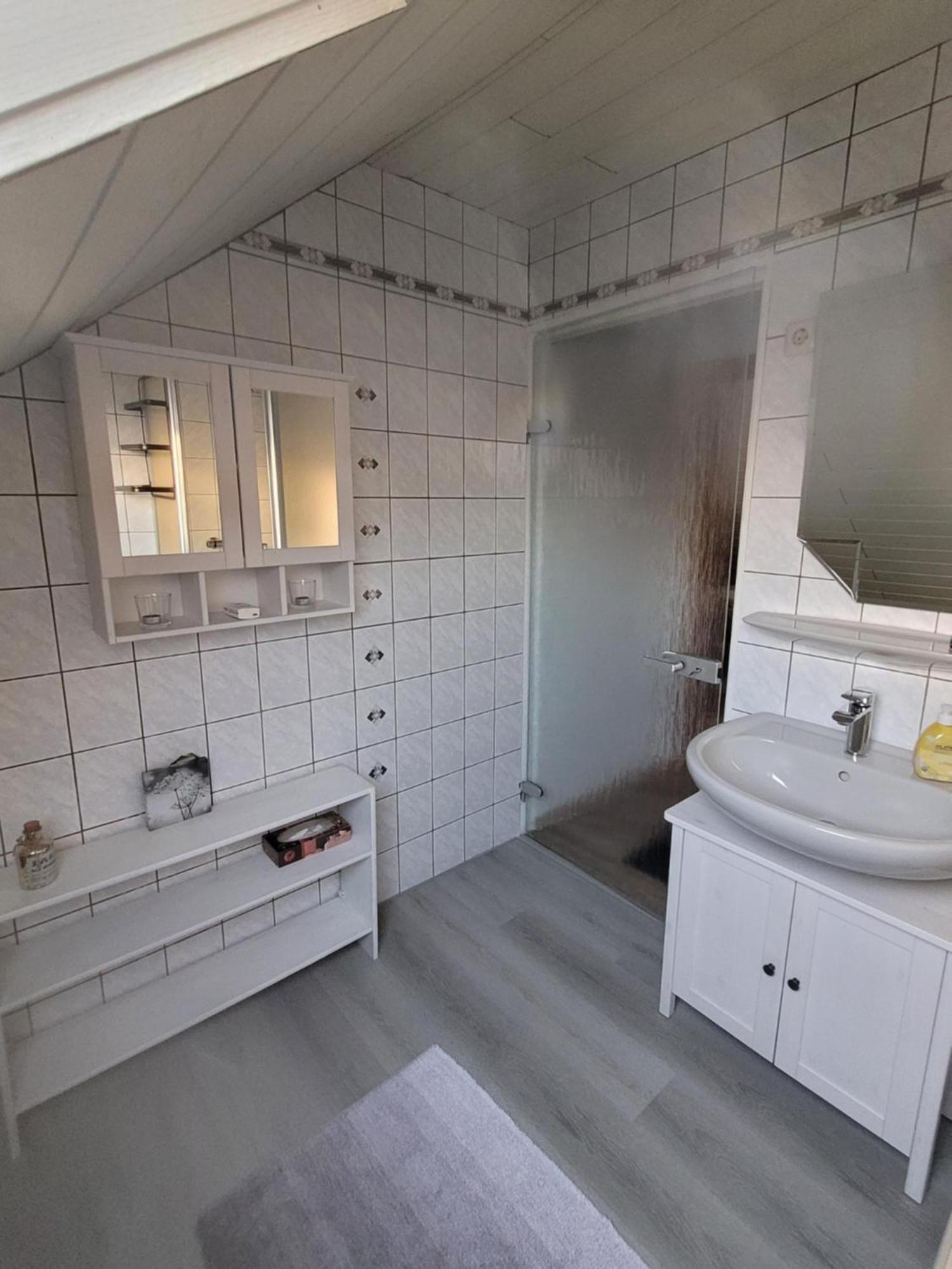 Wohnung Mit Wintergarten Витмунд Екстериор снимка